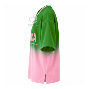T-shirt oversize Alpha Kappa Alpha pour femme, vert rose, coupe décontractée, col en V, tenue universitaire grecque pour la sororité - Product Image 3