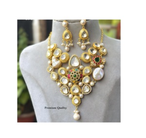 Ensemble de bijoux classiques plaqués or avec collier de perles d'imitation et boucles d'oreilles pour femme, style ethnique, cadeau de mariage, tenue de soirée - Product Image 1