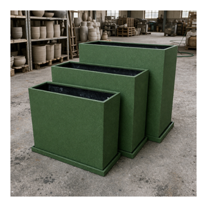 Ensemble de jardinières contemporaines en fibre de verre noire, à plusieurs niveaux, rectangulaires, pour extérieur, jardin, patio, prêtes à être expédiées - Product Image 1
