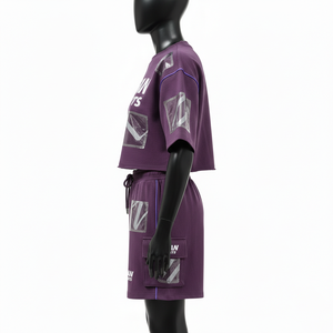 Conjunto de Top Corto y Pantalones Cortos para Mujer, Algodón Premium GSM, Panel de PVC Morado, Impresión de Pantalla con Logotipo Personalizado, 100% Algodón - Product Image 3