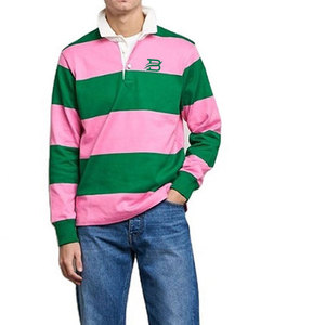 Camiseta de rugby enfocada en el rendimiento, diseñada para movimiento activo, con costuras reforzadas y ajuste cómodo para actividades al aire libre. - Product Image 5