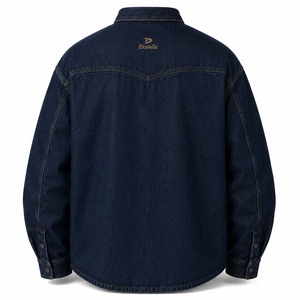 เสื้อโอเวอร์เชิ้ตผ้าฝ้ายสีครามซีดแบบเย็บต่อชิ้นพร้อมกระเป๋า ทรงหลวม สไตล์ฮิปฮอป เออร์เบินแวร์ พร้อมโลโก้ส่วนตัว - Product Image 5