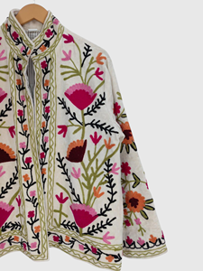 Veste florale brodée à la main, col mandarin, grande taille, veste en coton pour le printemps, style chic prairie pour femmes - Product Image 4