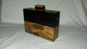 Bolso de Mano Tipo Clutch de Resina Ecológica para Mujer, para Bodas y Eventos, Pintado a Mano, Estilo Único - Product Image 3