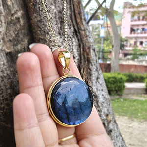 Collar con Colgante de Cabujón de Labradorita Azul Genuina, Chapado en Oro de 18K, Cadena Boho de Latón Sólido, Joyería Unisex de 30mm - Product Image 4