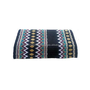 Premium tissé à la main 100% Nouvelle-Zélande Laine Show Pad 34x42 Taille Western Tapis de selle pour chevaux pour le meilleur prix de gros - Product Image 1