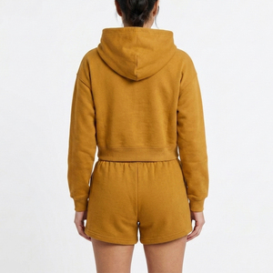 Conjunto de Sudadera con Capucha y Pantalones Cortos de Invierno para Mujer, 100% Algodón, con Logotipo Personalizado, Estilo Urbano, Hecho Profesionalmente - Product Image 3