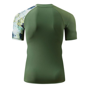 T-shirt de sport pour homme respirant et écologique, logo imprimé, confortable, séchage rapide, spandex/polyester, col rond, manches courtes, coupe classique - Product Image 3