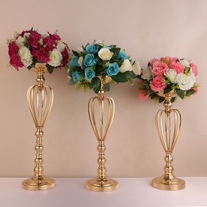 Jarrón de Latón Tradicional para Mesa con Arreglo Floral para Decoración de Bodas, Juego de Jarrones Metálicos de Alta Calidad - Product Image 1