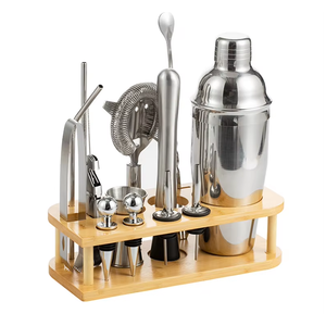 Juego de herramientas de bar de acero inoxidable con soporte de madera, coctelera, colador, jigger, muddler para barman, utensilios de bar, para fiestas. - Product Image 1