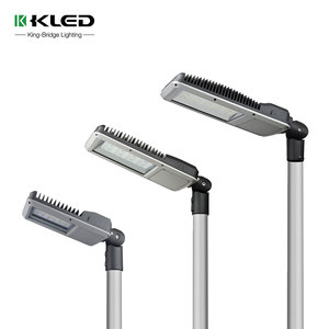 Lampadaires LED d'extérieur à alimentation secteur avec télécommande, IP66, garantie 5 ans - Product Image 4