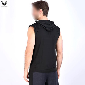Cómodo paquete de 3 camisetas sin mangas con capucha para hombre, para entrenamiento, con cordón ajustable en diferentes tallas disponibles. - Product Image 3