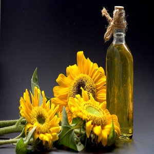 Huile de tournesol raffinée, pure, naturelle, saine, de haute qualité, pour la cuisine, disponible en stock, à vendre. - Product Image 5