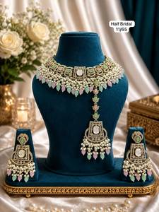 Parure de collier et boucles d'oreilles ethniques Kundan de mariage haut de gamme, plaqué or antique, en alliage de zinc et pierres de zircon, pour femme - Product Image 5