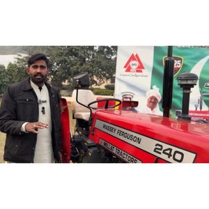 รถแทรกเตอร์แมสซีย์เฟอร์กูสัน MF 240 2WD 50แรงม้าเหมาะสำหรับการไถพรวนแสงสำหรับใช้ในเคนยากานาดีไซน์กะทัดรัด - Product Image 5