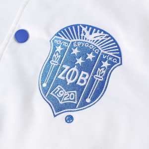 Chaqueta Bomber Blanca de Satén Zeta Phi Beta, Bordado Personalizado en Chenilla, Ropa de Hermandad Griega, Unisex Premium - Product Image 3