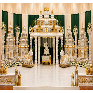 Mandap de Boda Estilo Templo Majestic Blanco y Dorado, Mandap de Boda del Sur de la India Estilo Palacio, Mandap Estilo Gran Maharaja - Product Image 1