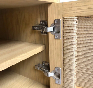 Mueble de TV Moderno de Madera de Teca con Puertas de Ratán, Consola Multimedia Multifuncional de Madera Sólida Ecológica para Uso en Hoteles, Estilo Minimalista - Product Image 5