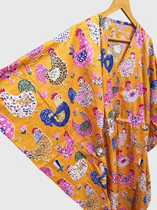 Robe kimono jaune à imprimé poulet pour femme, col en V, manches courtes, tunique longue - Product Image 4