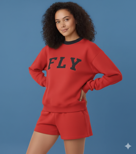 Ensemble deux pièces de luxe pour femme avec col montant, épaules tombantes et short de détente au-dessus du genou - Product Image 1