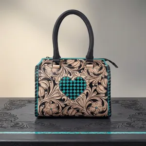 Sac à bandoulière pour femme en cuir vegan style vintage, motif en losanges, décorations de chaînes, deux sangles, grande capacité - Product Image 3