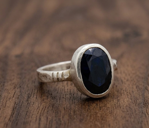 Anillo de Zafiro Azul Natural Facetado con Engaste de Plata de Ley 925, Certificado, Hecho a Mano, Estilo Vintage - Product Image 5