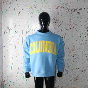 Sudadera COLUMBIA SKY BLUE con cuello alto, 100% amarilla, con apliques bordados, cuello ancho, CLUSH SPORTS - Product Image 6