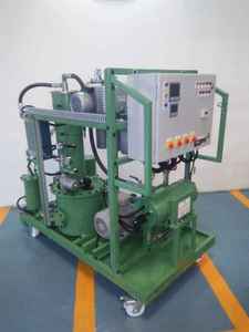Machine de filtration d'huile pour transformateurs et turbines avec technologie de déshydratation à faible vide et d'élimination de l'eau - Product Image 2