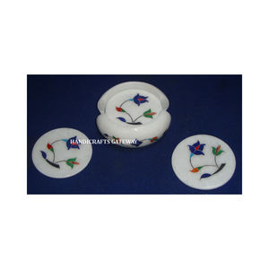 Ensemble de dessous-de-verre uniques faits à la main, très demandés, avec incrustations de marbre blanc et motifs floraux, pour la décoration de la maison, de la cuisine et des hôtels. - Product Image 5