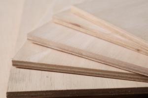 Plataforma de Madera Contrachapada Mixta de Eucalipto y Caucho de Primera Calidad, Ecológica, Long Viet (LVD LVB), Superficie Plana Lijada por Ambos Lados, Moderna - Product Image 4