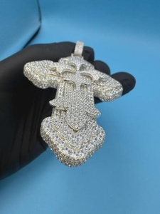Pendentif Croix Iced Out en Moissanite VVS, Pendentif Personnalisé, Bijoux Hip Hop, Pendentif Religieux, Bijoux Chrétiens en Argent 925 - Product Image 2