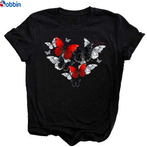 Camiseta de mujer estilo dulce con estampado de rosas y mariposas, holgada, transpirable, con estampado gráfico de manga corta, talla grande - Product Image 1