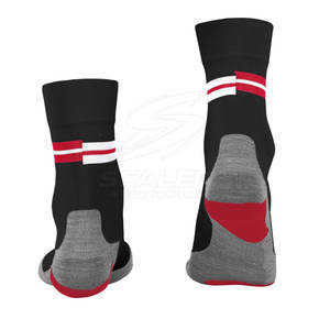 Calcetines deportivos ligeros ideales para ejercicio, entrenamiento en el gimnasio, correr y uso activo diario. - Product Image 2