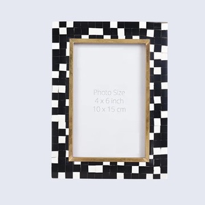 กรอบรูปไม้ทำมือสุดหรู พร้อมดีไซน์เรซิ่น สำหรับตกแต่งบ้านและเป็นของขวัญ - Product Image 2