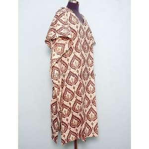 Nouvelle arrivée : Robe kaftan en coton pour femmes grandes tailles, style vintage, imprimé paisley, manches courtes et légères, tenue de plage, coupe ample pour l'été - Product Image 5