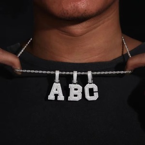 จี้ตัวอักษร ABC เงินแท้ 925 ชุบโรเดียม ประดับเพชรแบบไมโครเพฟ เครื่องประดับฮิปฮอป สำหรับใส่ทุกวัน เครื่องประดับคุณภาพสูง จี้และชาร์ม - Product Image 1
