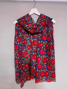 Écharpe en coton imprimée à motifs floraux, fabricant de foulards, 100x180 cm, paréo - Product Image 3
