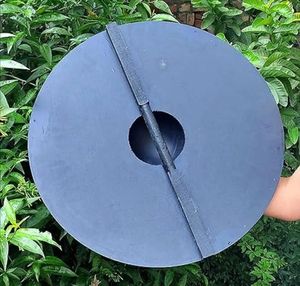 Authentique Bouclier Viking Artisanal en Bois Bleu avec Acier de Combat, pour Guerrier Nordique Médiéval, Reconstitutions Historiques, Décoration et Costumes, Découpé - Product Image 3