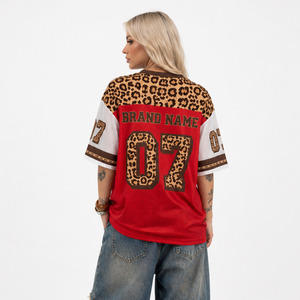 Camiseta de Fútbol Retro con Estampado de Guepardo Sublimado Personalizado, Unisex, Estilo Deportivo, Jersey de Fútbol Americano, Estilo Urbano Holgado, Malla Multipanel - Product Image 4