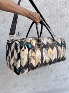 Nouveauté : Sacs de voyage en cuir métallisé, sacs uniques de créateurs, sacs faits à la main, sacs de voyage unisexes, sacs de voyage multi-usages, sacs de voyage de grande taille - Product Image 2