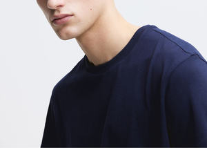 T-shirt pour homme, coupe ample et ajustée, manches courtes, design vintage à rayures, sublimation, tissu confortable et lisse. - Product Image 2