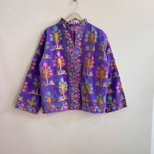 Veste en velours brodée à la main Suzani, manteau pour femme, veste Suzani, cadeau pour elle - Product Image 1