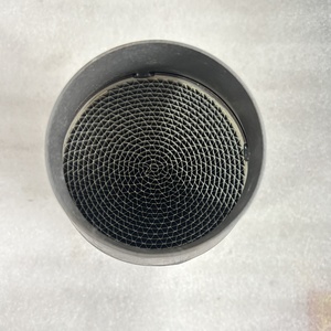 Convertisseurs catalytiques universels en acier inoxydable filés par <span class=keywords><strong>catalyseur</strong></span> à trois voies métalliques à haut débit pour l'échappement automobile - Product Image 2