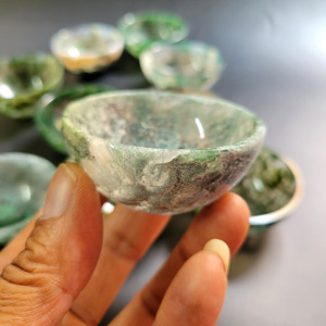 Hand Polished 50-55mm Circular Gemstone <b>Bowl</b> Natural Crystal Stone Decor <b>Bowl</b> for Home Altar Wholesale Custom Jewelry Display - Product Image 5