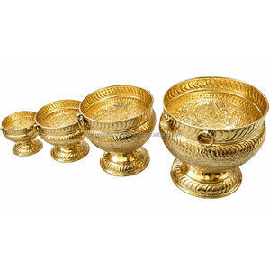 Macetero de Latón Tradicional Tallado a Mano con Asa de Anillo y Patrones Florales Grabados, Arte Creativo Moderno - Product Image 6