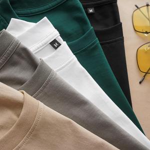 เสื้อยืดคอตตอนสีสันสดใสสำหรับผู้ชาย แขนสั้น ทรงหลวม ระบายอากาศได้ดี เป็นมิตรกับสิ่งแวดล้อม น้ำหนัก 180 กรัม ผลิตในบังกลาเทศ รับผลิตตามแบบ - Product Image 1