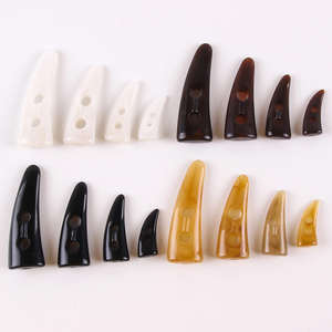 Boutons à bascule en corne naturelle à double trou, design unique, le meilleur choix (lot de six), imperméables, modernes pour meubles - TIMELESS CRAFT - Product Image 3