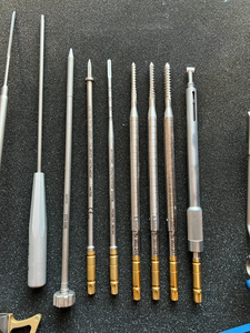 Ensemble d'instruments chirurgicaux manuels réutilisables de classe I pour chirurgie générale, de haute qualité, en acier inoxydable, certifié CE ISO13485 - Product Image 6