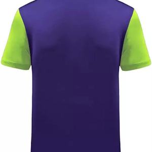 เสื้อถักสีดำสำหรับผู้ชาย ผ้าฝ้าย 100% ระบายอากาศได้ดี กันน้ำ ไร้รอยต่อ ป้องกันรอยยับ มีกระเป๋าโลโก้ด้านหน้า ทรง 6 แผง สวมใส่สบาย แบบลำลอง - Product Image 1