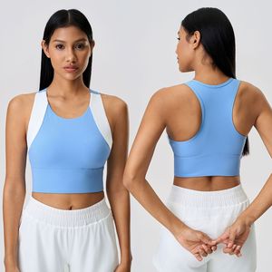 Soutien-gorge de sport respirant à maintien moyen, simple, uni, avec logo frontal, en Spandex/Nylon pour le yoga - Product Image 1